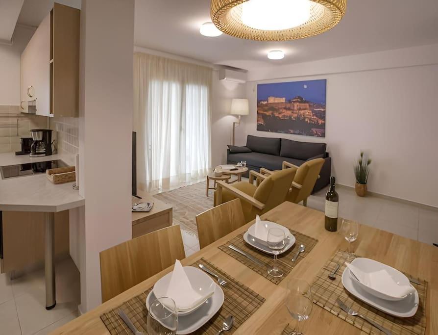 Modern Apartment In The Heart Of The City Αθήνα Εξωτερικό φωτογραφία